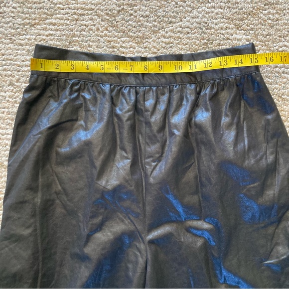 5/$15 Vintage Unique AB Sport Distressed Glossy Black Pants 1X - Picture 5 of 10